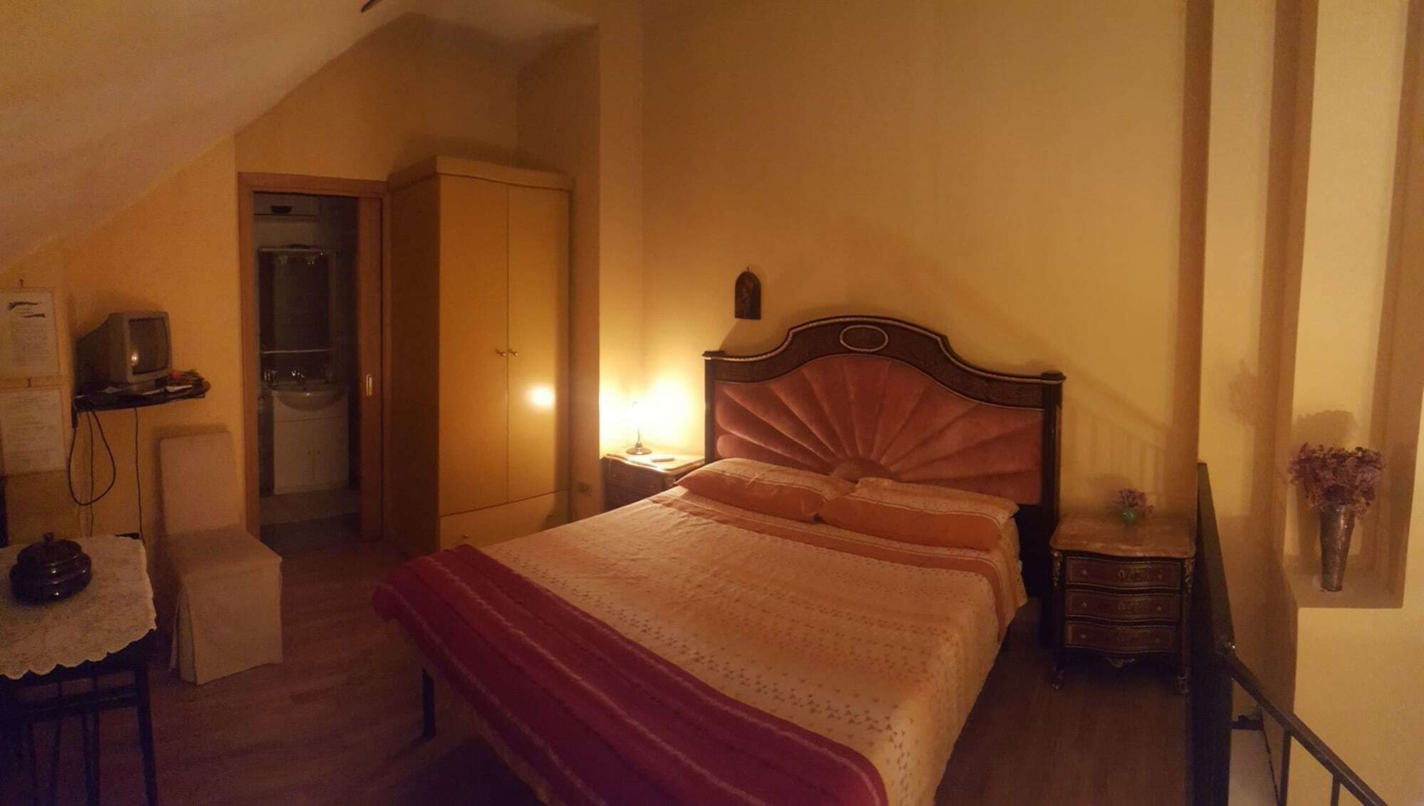 Bed and Breakfast A Casa Di Grace Кассино Экстерьер фото